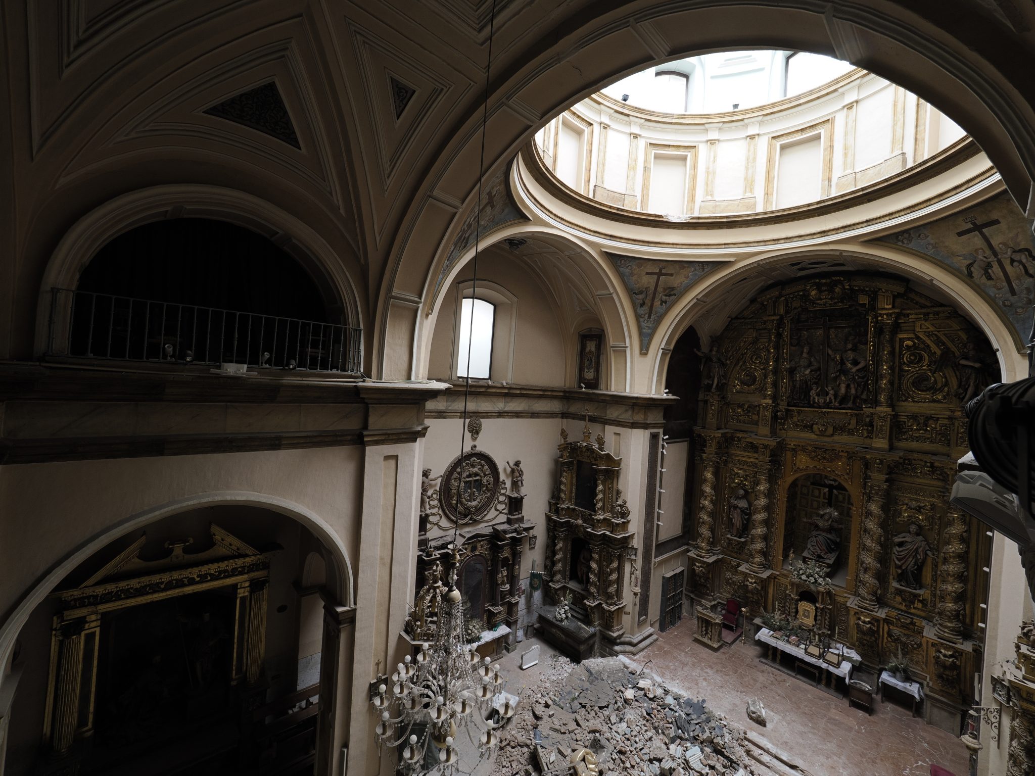 HUNDIMIENTO DE LA VERA CRUZ: Primeras imágenes del interior de la Vera ...